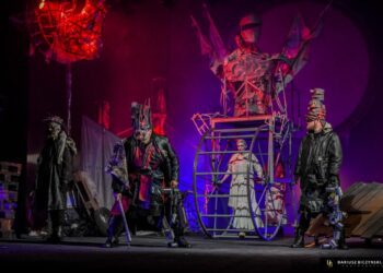 jutro-wrocimy-do-domu-znow-w-teatrze-uznany-spektakl-powraca-do-glogowa